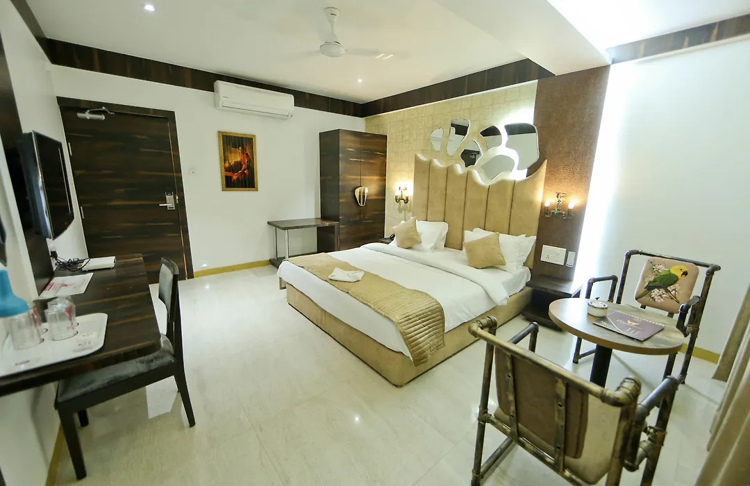 Hotel President-1